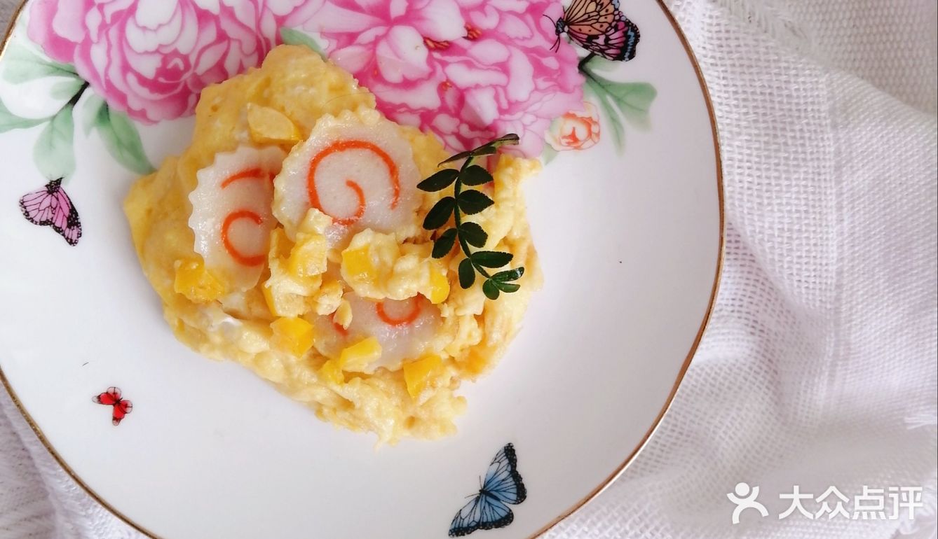 🌸颜值口味双高[爱心]黄椒鱼板🍥炒蛋🥚