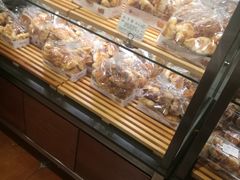 -苹果花园(南泉路店)