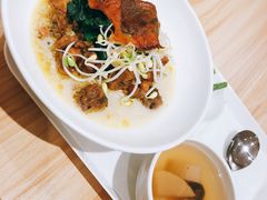 沙茶浓汤面-轻蔬不用等·素食(江苏路店)