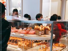 面包甜点陈列柜-好利来(七宝领展广场店)
