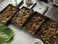 -老三李村河底戳子肉(总店)