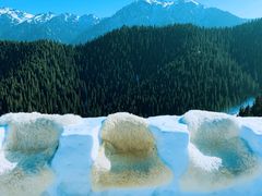 -丝绸之路山地度假区滑雪场