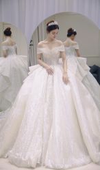 -LOVE SHINE婚纱·红鼎庄龙凤褂·妈妈装定制
