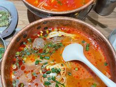 -成都你六姐·牛肉冒菜(信泰中心商场店)