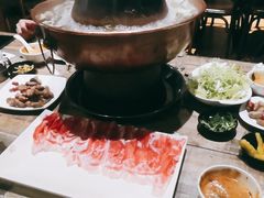 -郑享吃烧烤烩面(红专路店)