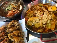 甜辣酱拼盘炸鸡-Meet Sun韩式大排档(五一广场7MALL店)