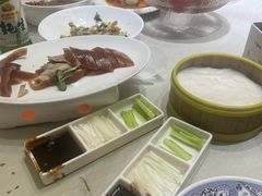 -鸭王烤鸭店(三里河店)