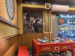 -金鼎雪山牦牛杂火锅(理县总店)