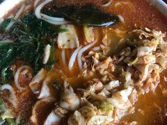 -二钢串叔麻辣烫(华龙大厦店)
