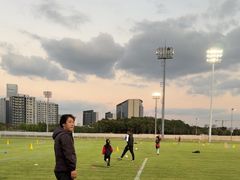 -Riverside河畔少儿足球培训(前滩店)
