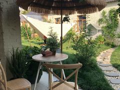 -Jo's Garden