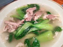 -八月美食小馆(银泰城总店)