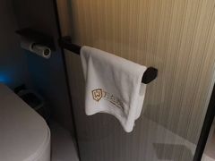 -万泊酒店(长沙五一广场国金中心店)