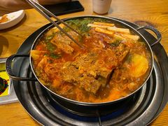 -喇喇排骨火锅·传统韩式脊骨汤(望京西园总店)