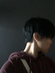 -悦Salon发型设计