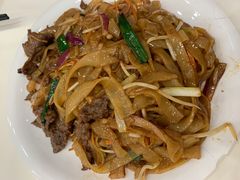 干炒牛河-万圣禄茶楼(西平店)