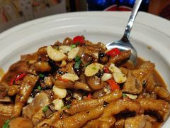 -黄泥岗·地道湖北菜(奥特莱斯店)