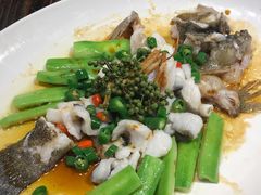 鲜花椒蒸鱼-猪肉婆私房菜(容桂总店)
