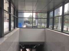 店内设施-取水楼(地铁站)