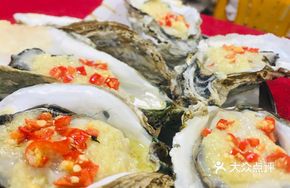 Steamed Oysters with Garlic Sauce
