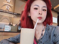 -星巴克臻选(上海合生汇1F店)