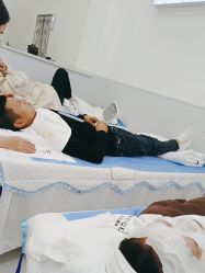 -蕾特恩专业祛痘·皮肤管理