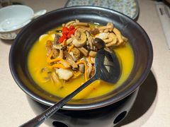 松子鲜菌黑豆腐-玉玲珑·里舍(万象城店)