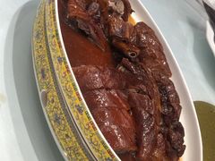 脆皮烧鹅-新兴家喻酒家·羊城名宴(昌岗店)