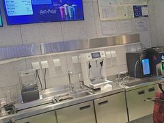 -奈雪的茶(亨特国际广场店)