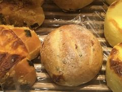 藤椒熏鸡软欧包-好利来(回龙观东大街店)