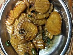 -洞庭土菜小炒馆(易发广场店)
