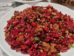 -渝信川菜 · 川味家常菜(财富购物中心店)