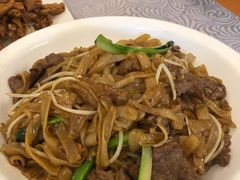 干炒牛河-粤·向群饭店(龙津东路总店)