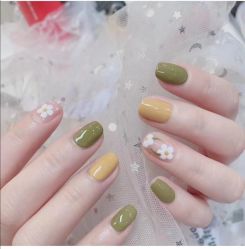 -苏彩·皮肤管理美甲美睫