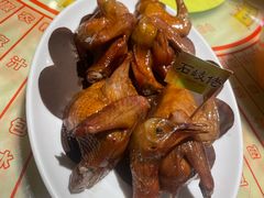 招牌石歧乳鸽-石岐佬中山菜馆(张溪店)