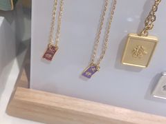-LADY FAFA(巨鹿路陕西南路路口店)