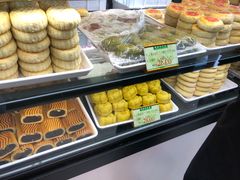 面包甜点陈列柜-稻香村(观前街店)