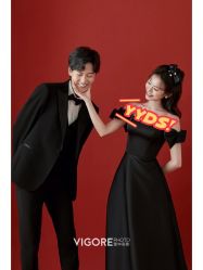 -雪中彩影婚纱摄影·微光艺术中心