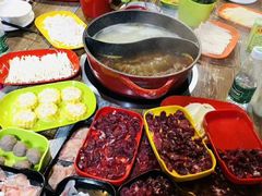 -彩鹿·潮汕·鲜牛肉·自助火锅(伊电园店)