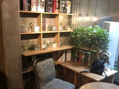 -HIGH FIVE哈福手工汉堡(桂林路店)