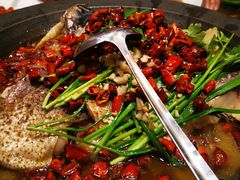 茶油香辣大鱼头-丹江渔村(望京店)