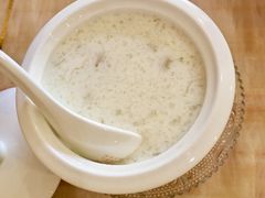 鮮奶雪蓮子雪燕-森记港式甜品(怡丰苑店)