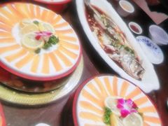 -醉美东江·三文鱼·烧鸡公