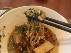 香辣冒菜-岷山饭店-芝芝自助餐厅