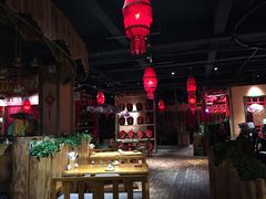 大堂-老滇山寨•云南特色菜•地方菜•民族风情歌舞表演(金碧店)