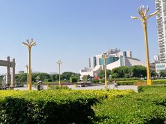 -人民广场