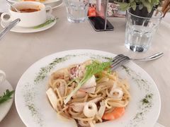 -灵意咖啡·西班牙美食(汕头金平万达广场店)