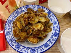 -江城燕子大排档(江汉路步行街店)