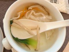 -瓯越·海鲜·瓯味一品(IM长宁国际店)