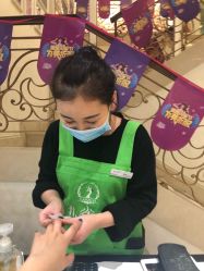 -孔雀手美甲美睫护理